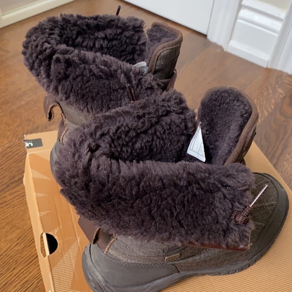 UGG boots - Picture 10 of 10